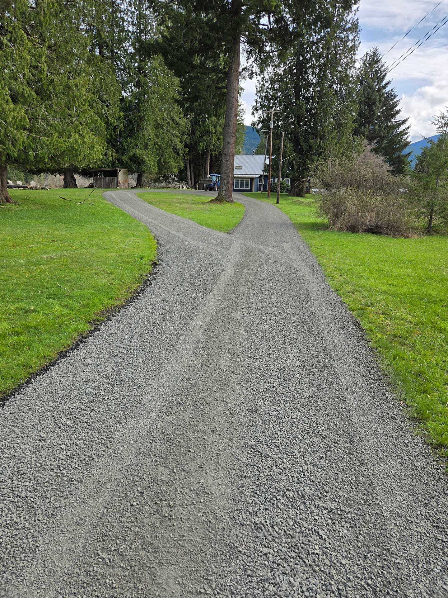 Gravel driveway maintenance and repair services